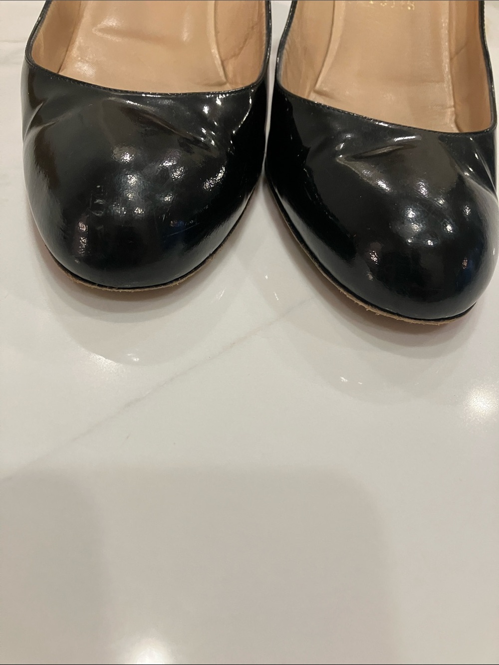 Christian Louboutin Simple Pump 85 Black Patent Round-Toe Pumps Sz 39.5- GUC - Picture 4 of 14